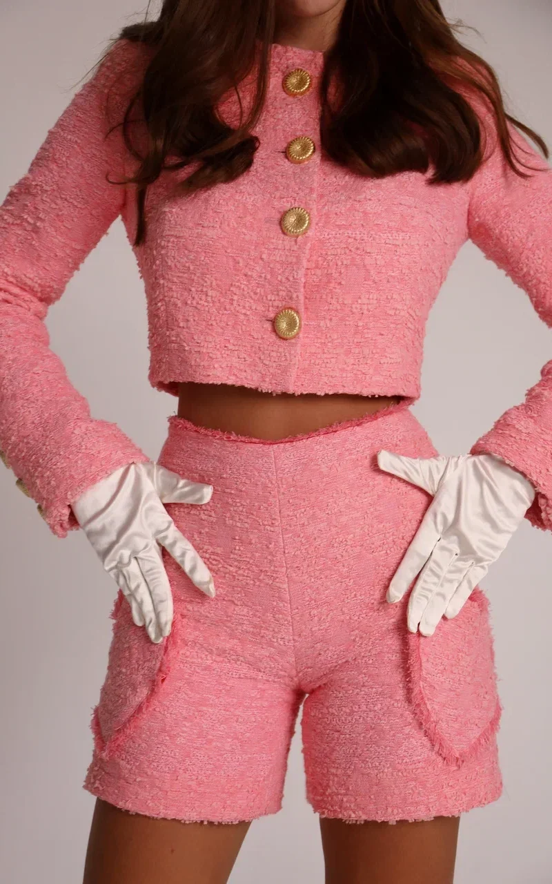 Short “Pink Aura”